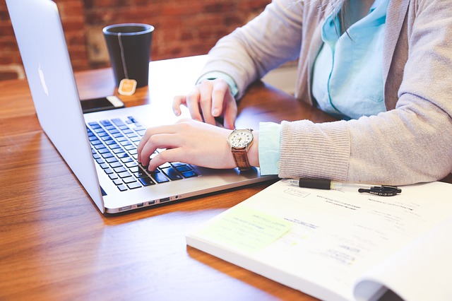 exercer une activité professionnelle