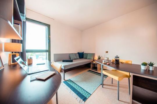 découvrez comment concilier logement et études efficacement. explorez nos conseils pour trouver un logement adapté à votre vie étudiante et optimiser votre expérience académique.
