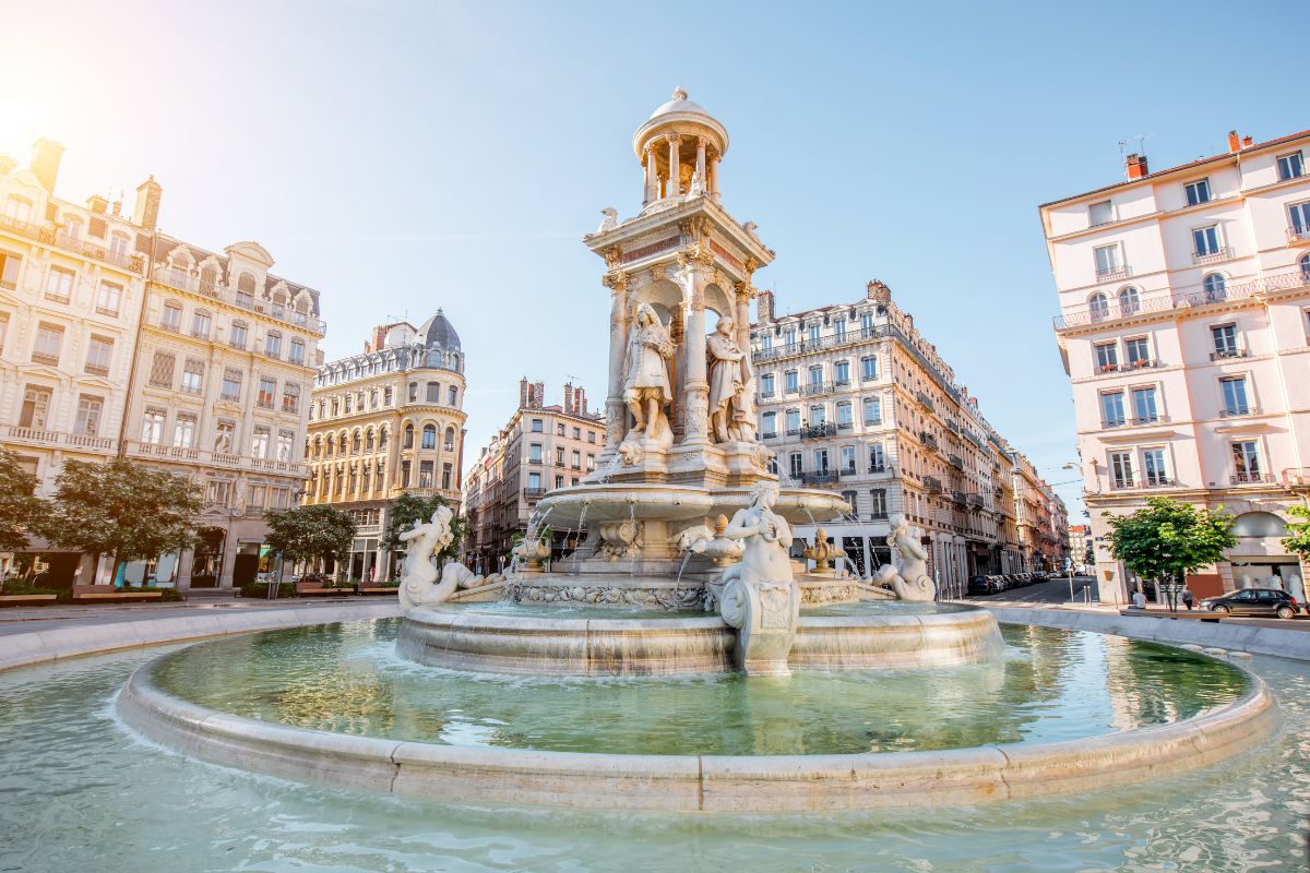 Les 10 meilleures villes de Nouvelle-Aquitaine pour vos investissements en 2025