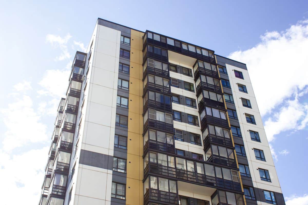 Marché immobilier : après deux années de déclin, est-il sage d’anticiper une nouvelle baisse des prix ?