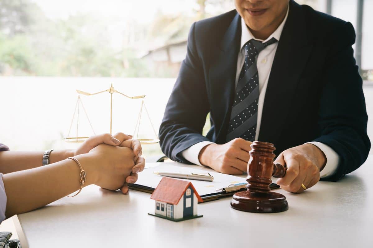 Divorce et vente immobilière : guide complet sur la fiscalité de la plus-value