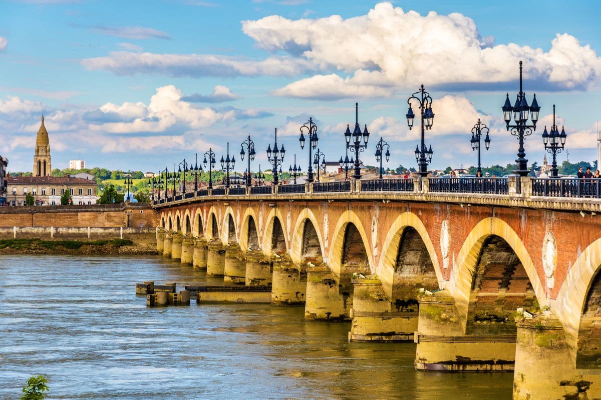 Investir près de Bordeaux : les meilleures villes à considérer