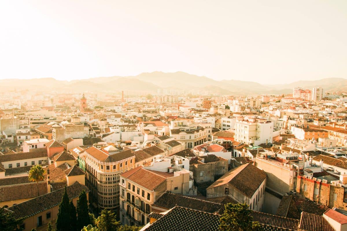 Marché immobilier en 2025 : le temps de vente de votre bien selon les villes