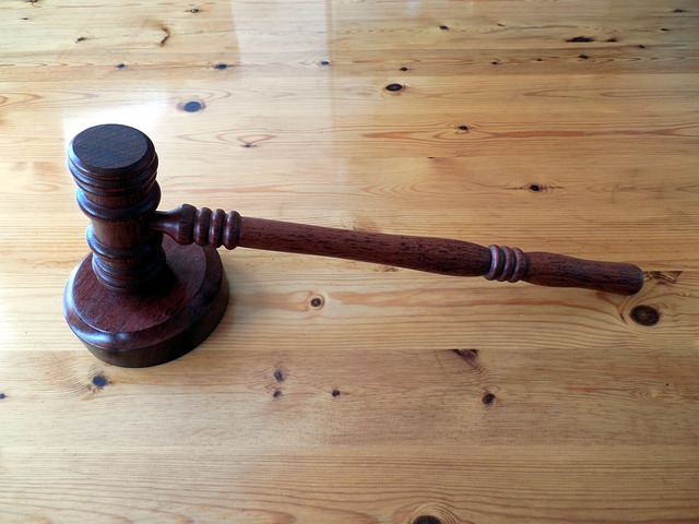 Jurisprudence : le préavis réduit du locataire doit être justifié dès l’envoi du congé