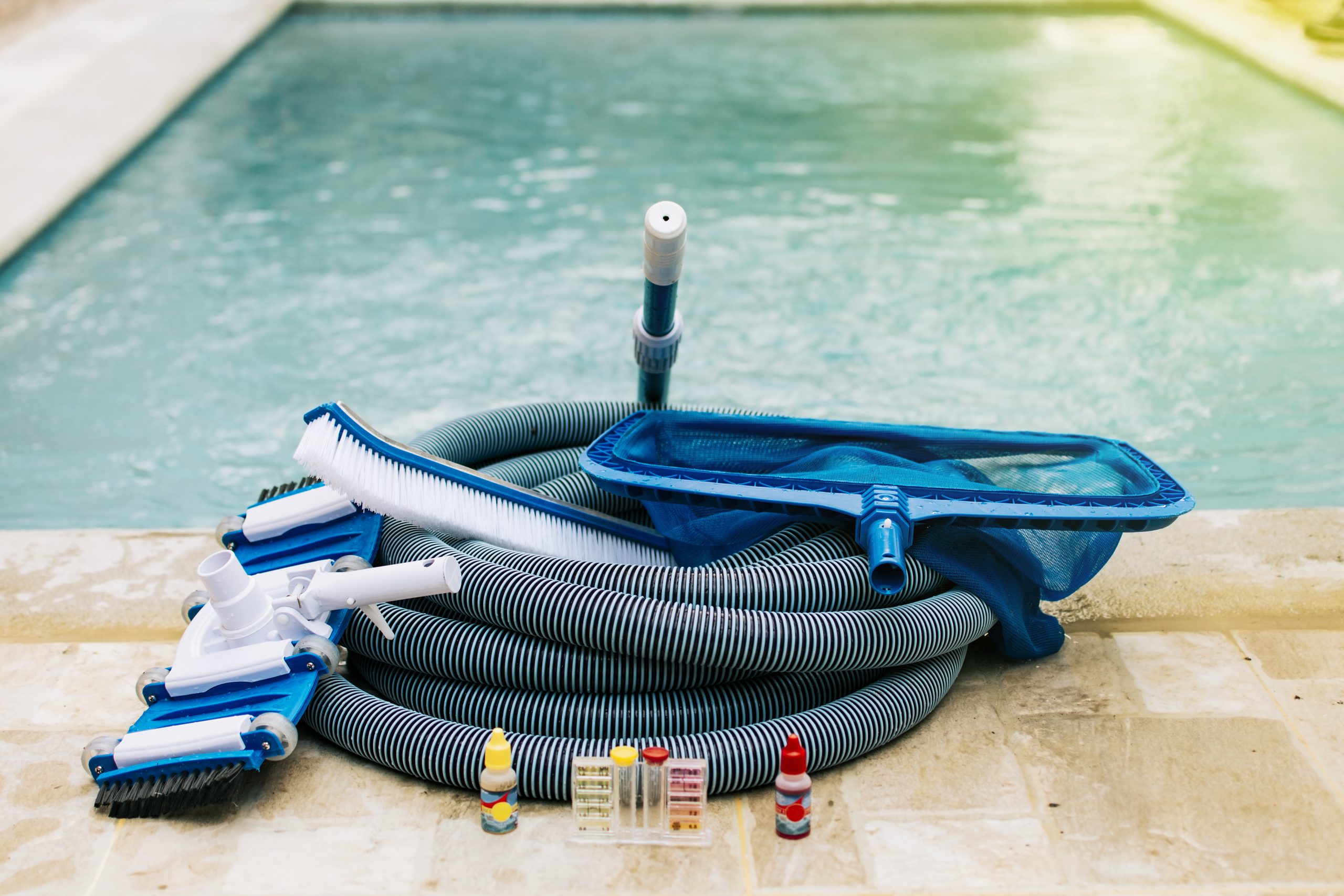 Locataire, propriétaire : qui répare et entretient la piscine ?